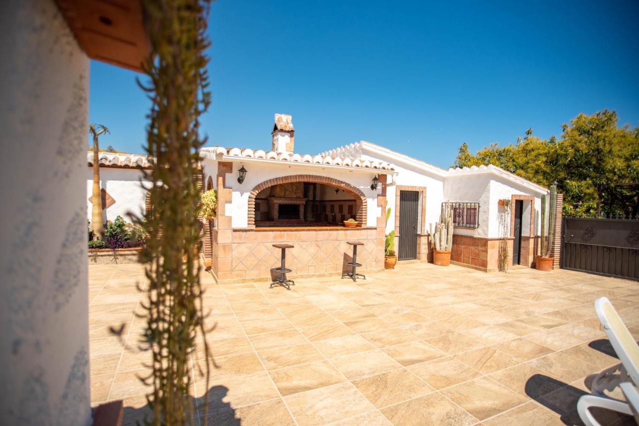 Casa Rural En Nerja Villa Ruisol By Centrall Alquileres Turisticos ภายนอก รูปภาพ
