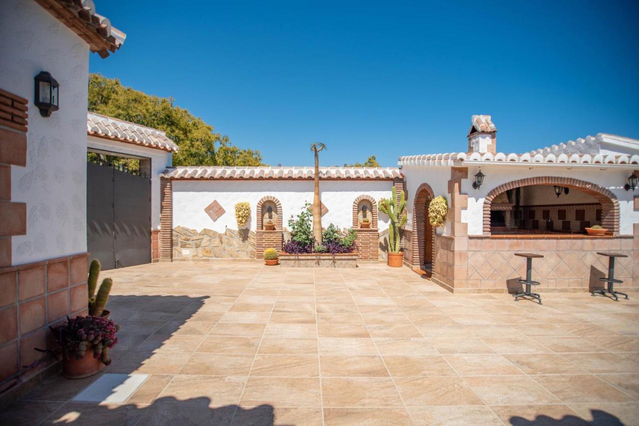 Casa Rural En Nerja Villa Ruisol By Centrall Alquileres Turisticos ภายนอก รูปภาพ